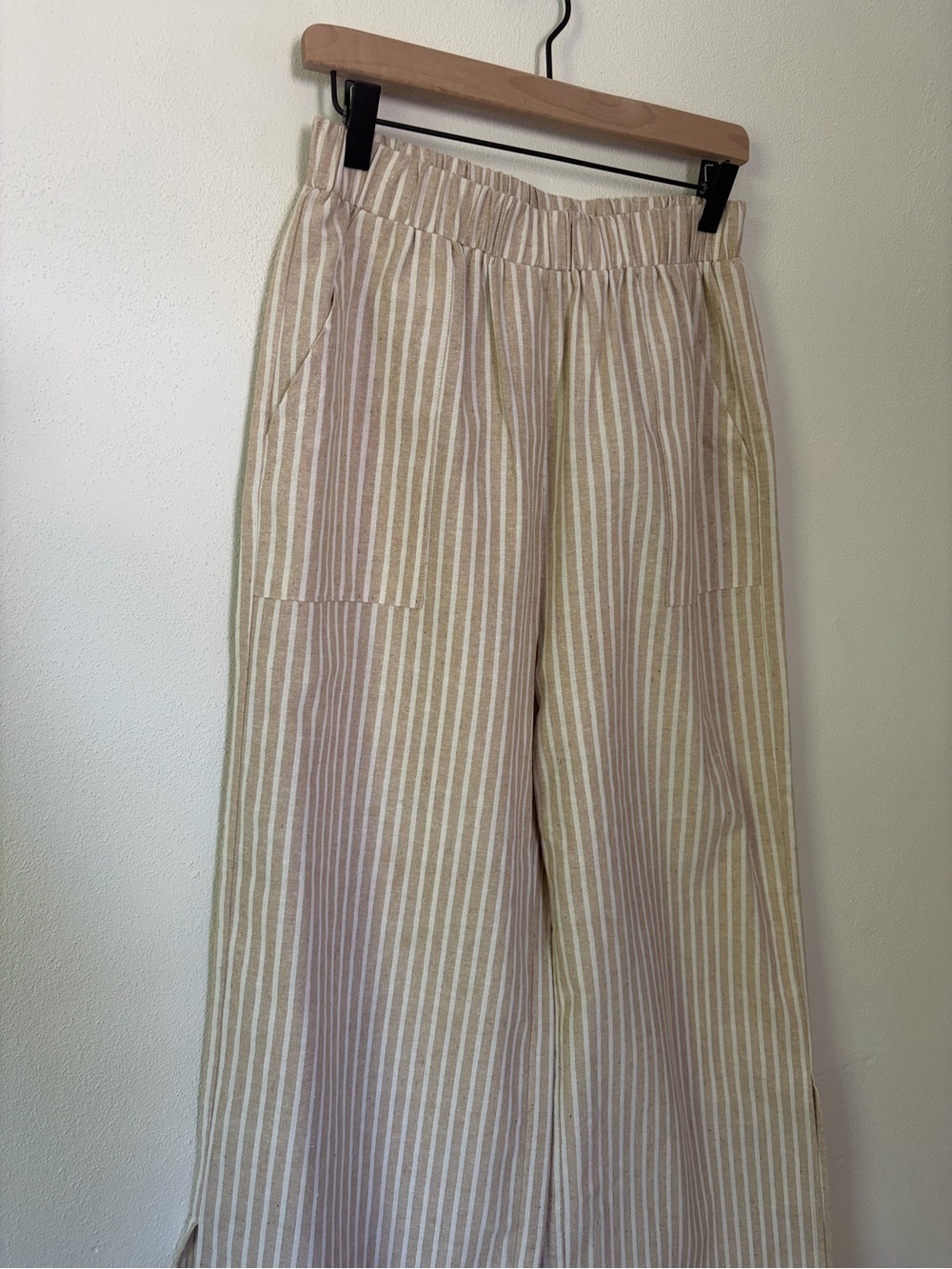 NWOT Wide-Leg Striped Pull-On Pants in Cream - Picture 2 of 7